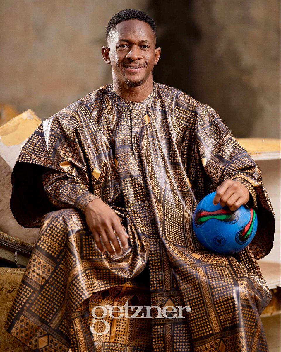 DjiguiOfficiel's tweet photo. Bonne fête de Ramadan à tous 🎊🌙🕌

EID MUBARAK! 

en partenariat avec Getzner Official 

Forotoni https://t.co/QdSzesjkwC