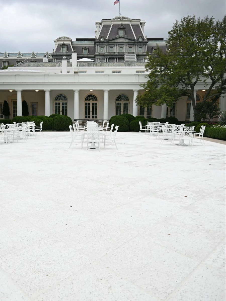 Burt Convy tweet media