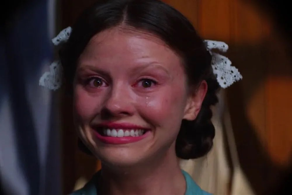 pop culture gal tweet media