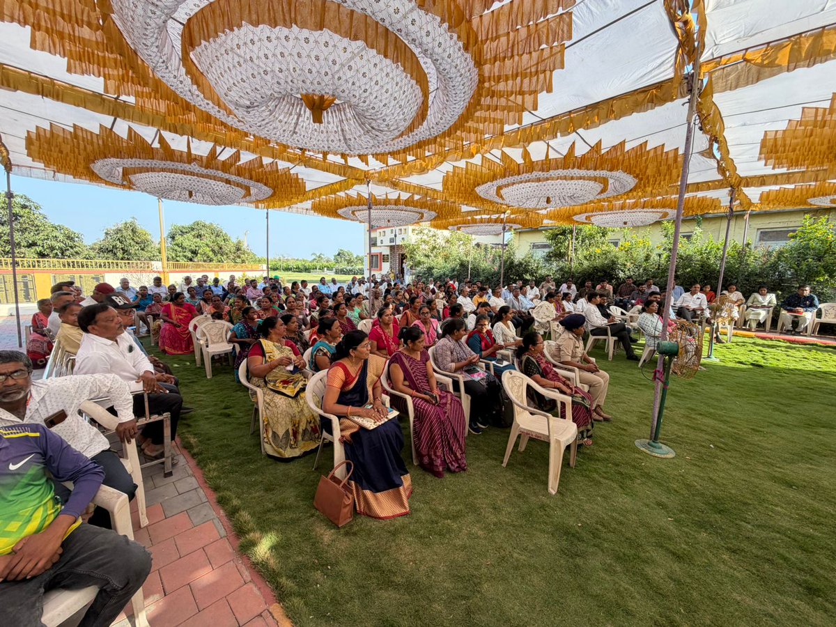 Collector & DM Navsari tweet media