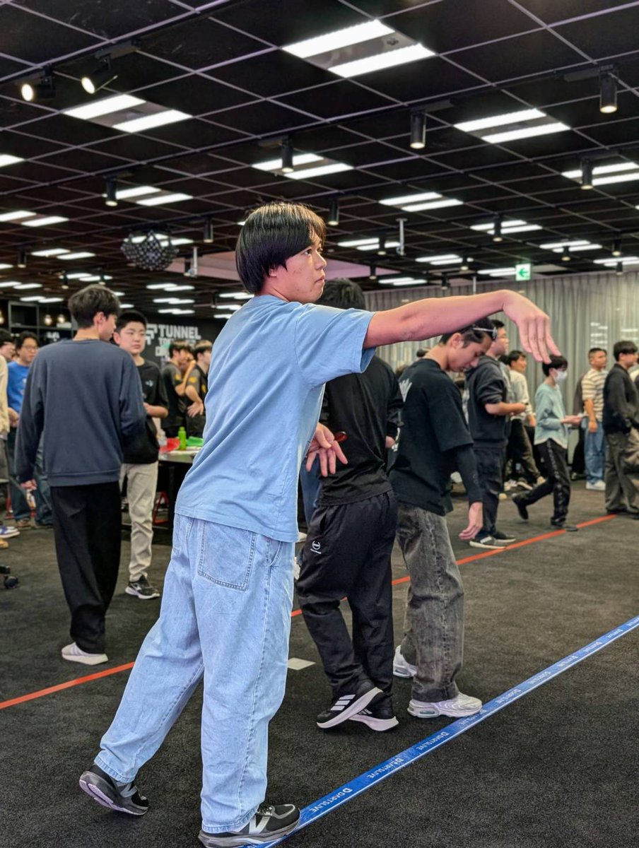 釧路高専ダーツ同好会 tweet media