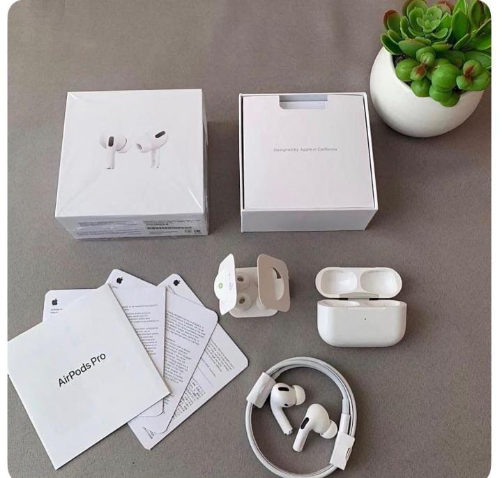lubigisa_simon's tweet photo. Pods
Airpods pro
5days, music Time
#simonlubigisa https://t.co/xg0BEGoAL1