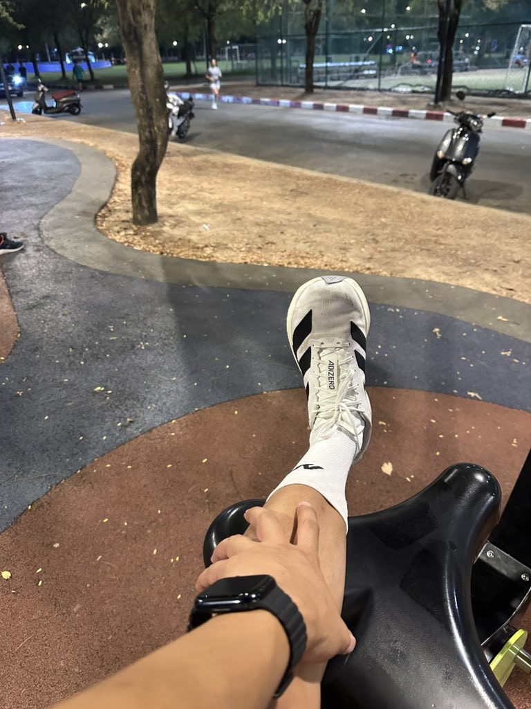 หนวด 🏕️🍺🏕️ tweet media