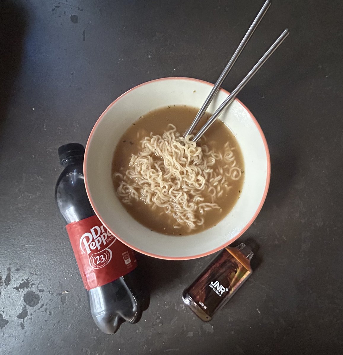 shemale névrosé tweet media