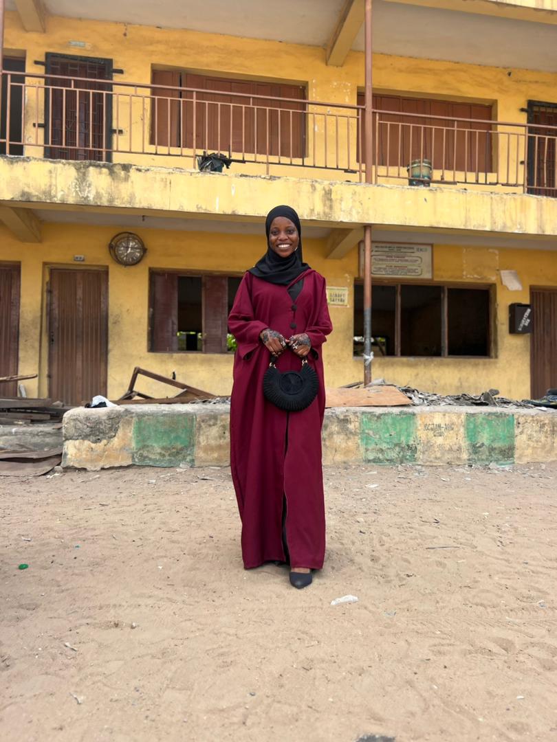 opzyzanny's tweet photo. Eid Mubarak β¨
Alhamdulillah for the strength to complete Ramadan
May this Eid bring peace to your heart and joy to your home.
Taqabbalallahu minna wa minkum.
Outfit: @Joyfuloutfits
Bag: @chef_moonah
#ZKL https://t.co/miYzbGqFjf
