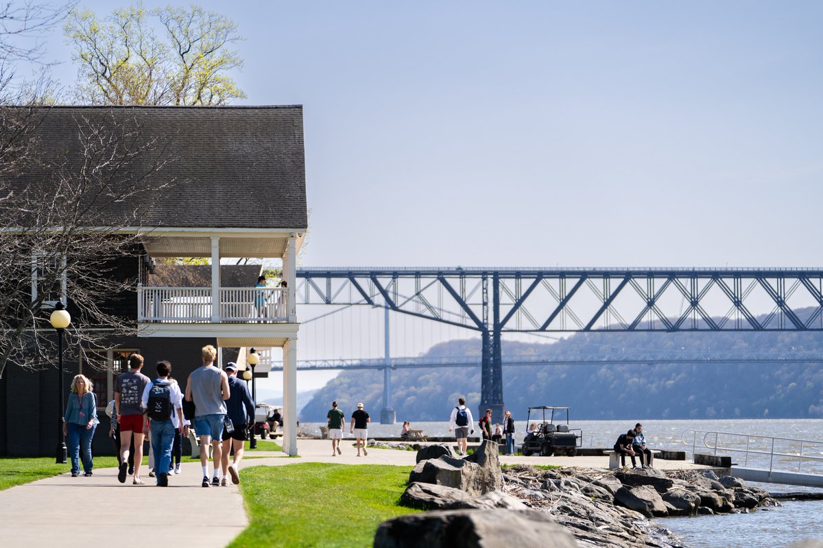 Marist University tweet media