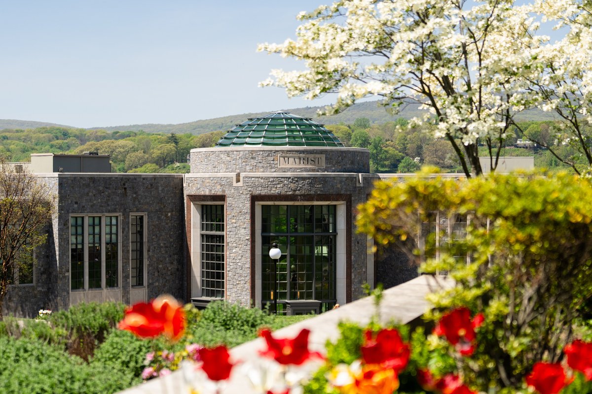 Marist University tweet media