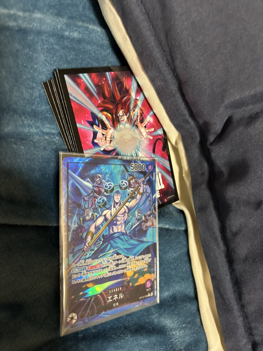 あやと tweet media