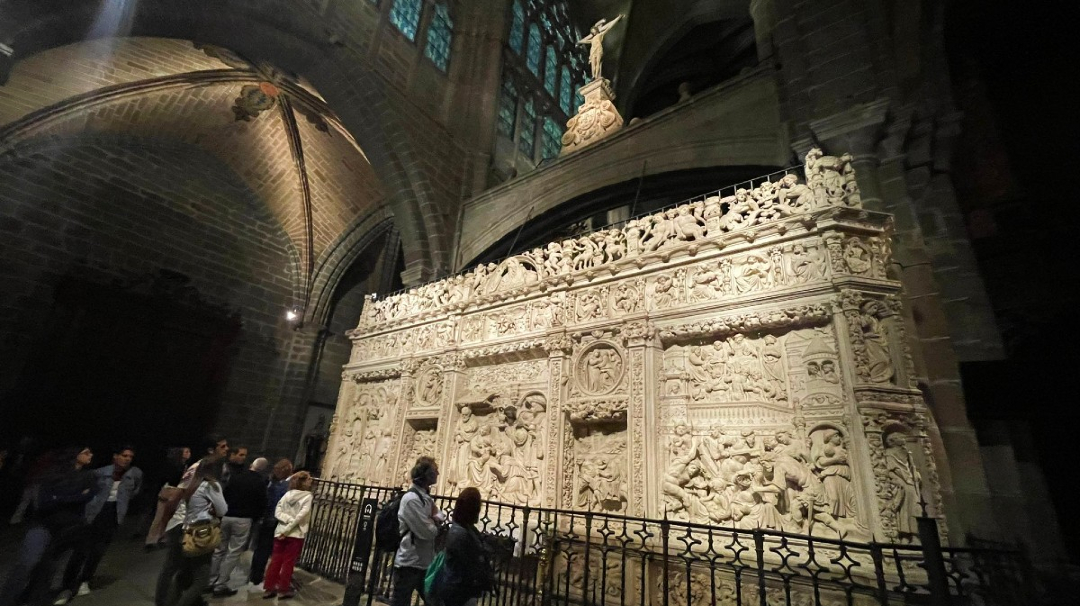 Avilared tweet media