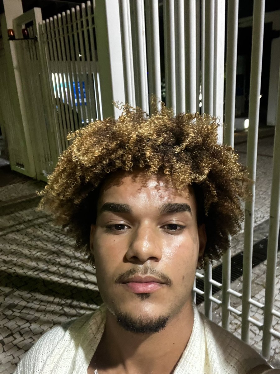 AFRODHITO tweet media