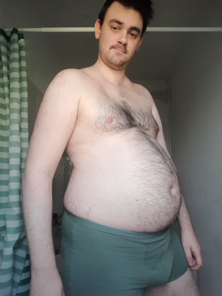 LazyBearo tweet media