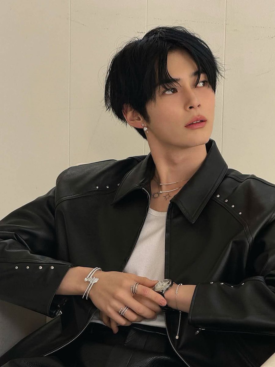 SUNG HANBIN CHARTS tweet media