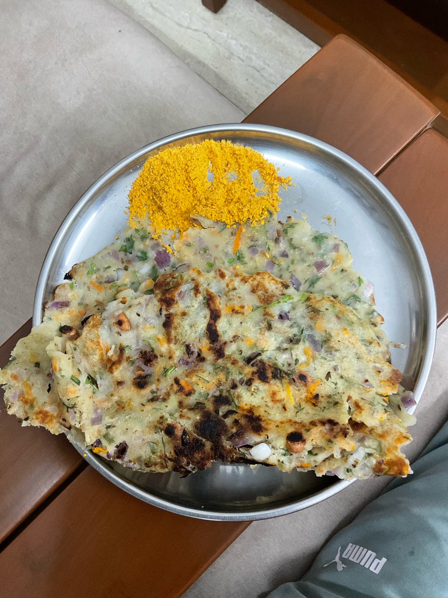 D I N A K A R 🚩 tweet media