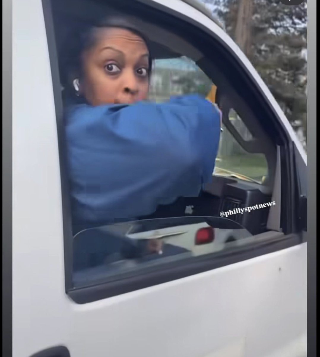 StinkyFeat tweet media