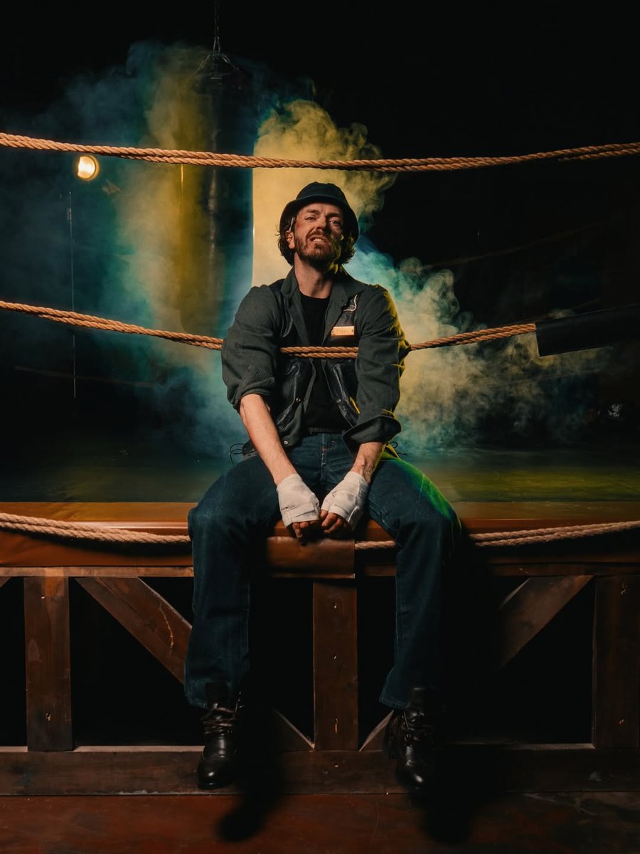 в перманентном ахуе tweet media