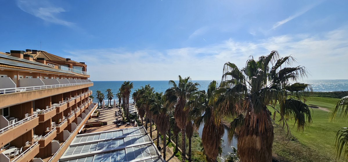 Christophe tweet media