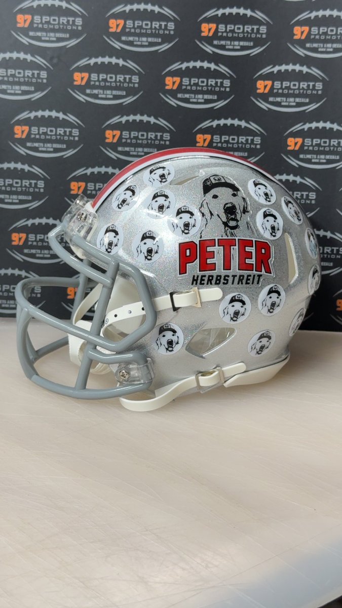 97 Sports- Helmets/Decals 🏈 tweet media