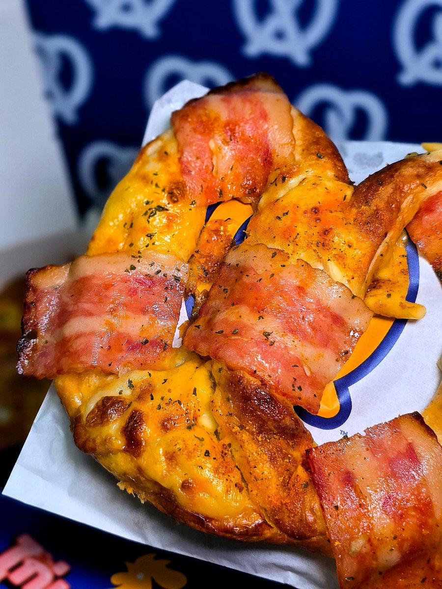 เห็นมันถูกดี tweet media