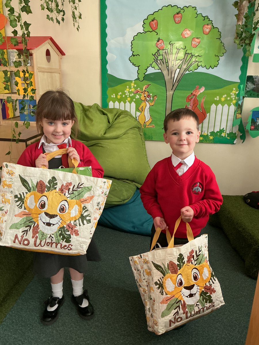 StSavReception tweet media