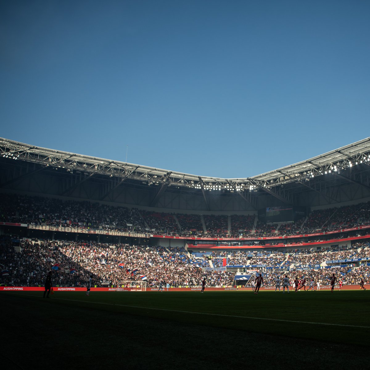 Olympique Lyonnais tweet media