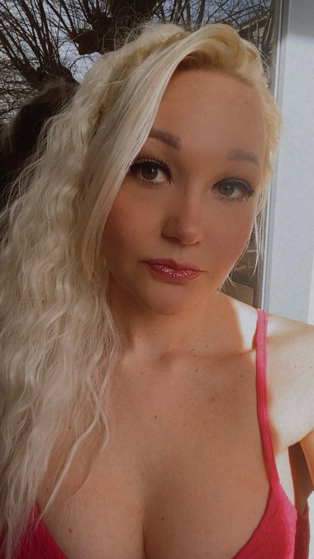 Valerie // Mindreset tweet media