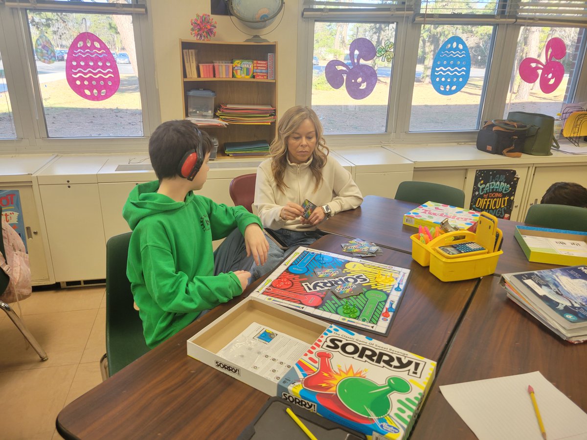 Lake Riviera Middle School tweet media