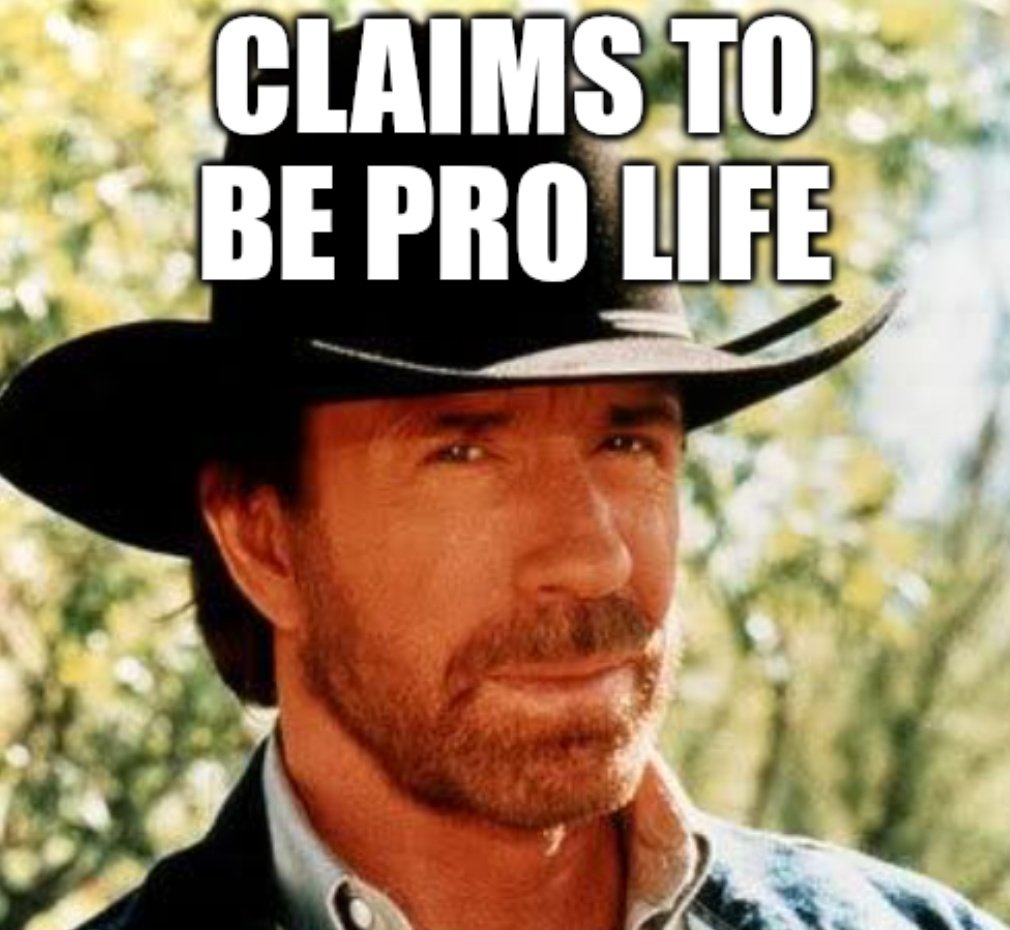 Punished Pochi ⛓️🪚 tweet media