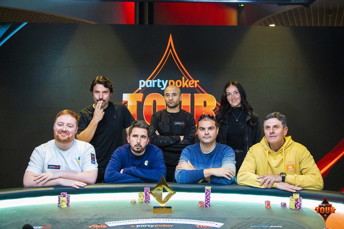 Live Poker Updates tweet media