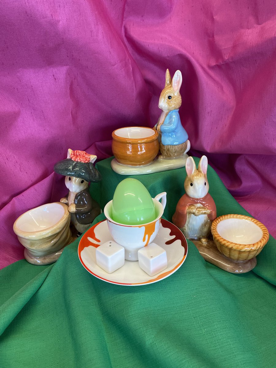 BoormansJ's tweet photo. Spring is here and we have some charming gifts ornaments and keepsakes for this season. #Spring #March #BoormansJewellers #Dafodils #Blossoms #Gifts #Ornaments #Keepsakes https://t.co/BQZVbXHTQw