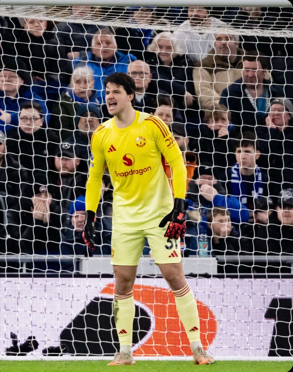 $aint 💙 tweet media