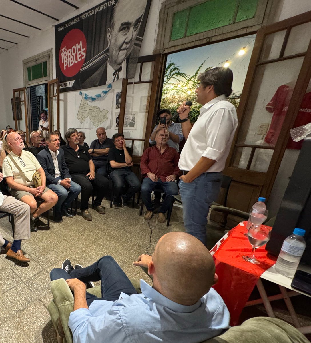 Lxs Irrompibles Comuna 11 tweet media