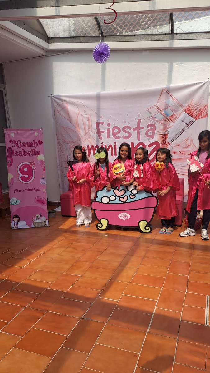 fiesminispa's tweet photo. Fin de semana lleno de alegría 🌼
🌷Mini spa para Regina e Isabella
#fiestaminispa #spaparty  #spaparaniñascdmx  #partyspa #spaday #spainfantil #cumpleañosinfantiles  #spaparafiestasinfantiles #fiestaminispaoriginal #happyday #minispaparty #minispa #sparties #spapartycdmx https://t.co/VsS3cxQEhv