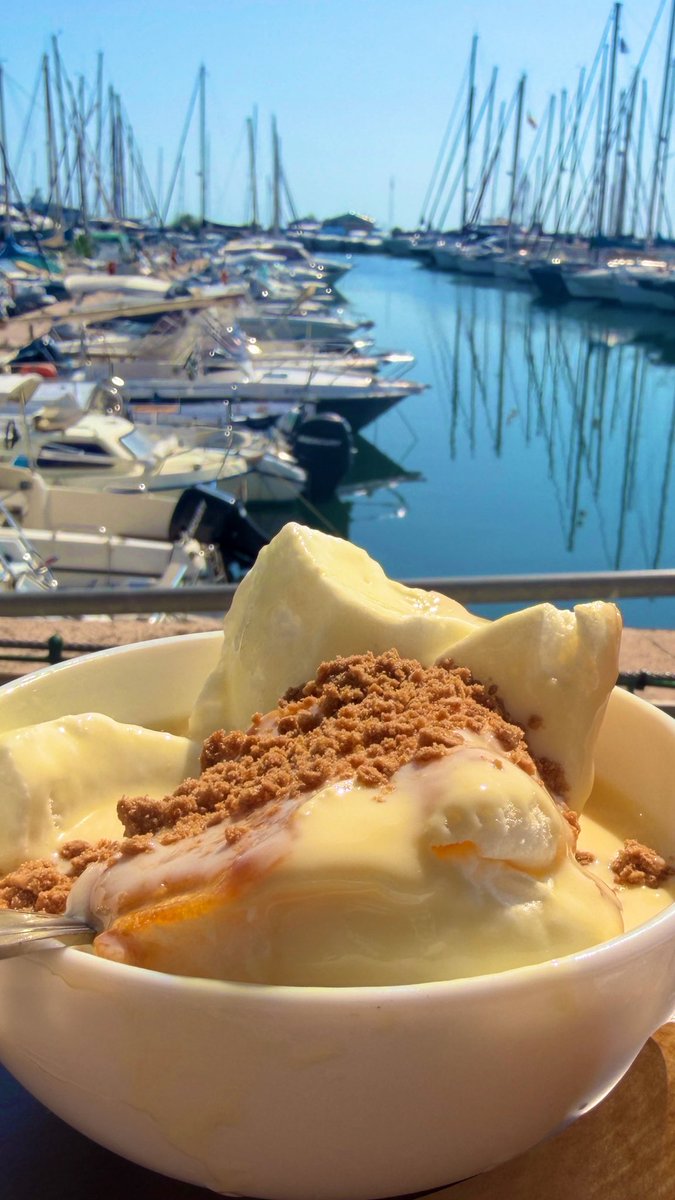 ClemCaro06's tweet image. Déjeuner au soleil ☀️😎#LunchTime #VendrediMidi #EndOfWeek #CôtedAzur #LaVieEnBleu #GolfeJuan