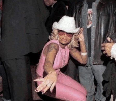 DrBLoading tweet media