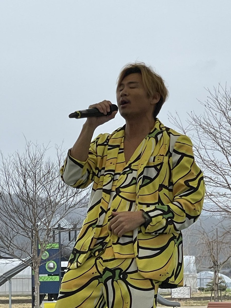 miyuu12911's tweet photo. 常陸大宮かわプラザ
KENEBISAWA さんの
ライブ1部2部
1部は #YMCA から始まり
#OHパッカー #BANANA
#スイスイスー #英語の教科書大体KEN
2部は #YEAHYEAHYEAH
#IYADOMO #ぷぅ YMCA
#PYONPYON
1部2部共にトリは #EO
でした。テンションは最高😆
#Kenebisawa
#常陸大宮かわプラザ https://t.co/k2dwmr9ByC