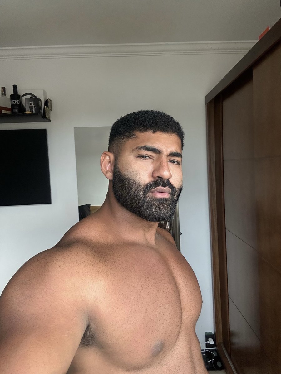 riri 🐅 tweet media