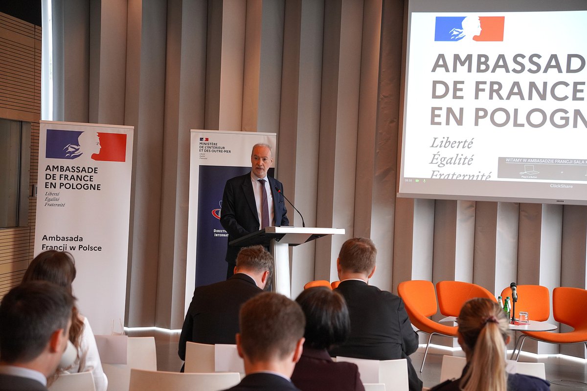 La France en Pologne 🇫🇷🇪🇺 tweet media