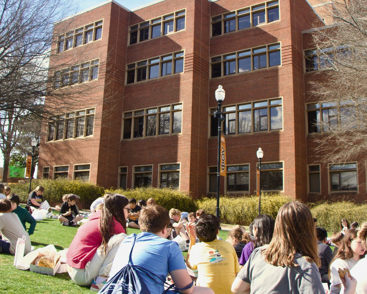 UT Libraries tweet media