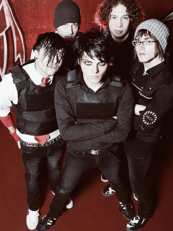 noir ๐ CF22 tweet media