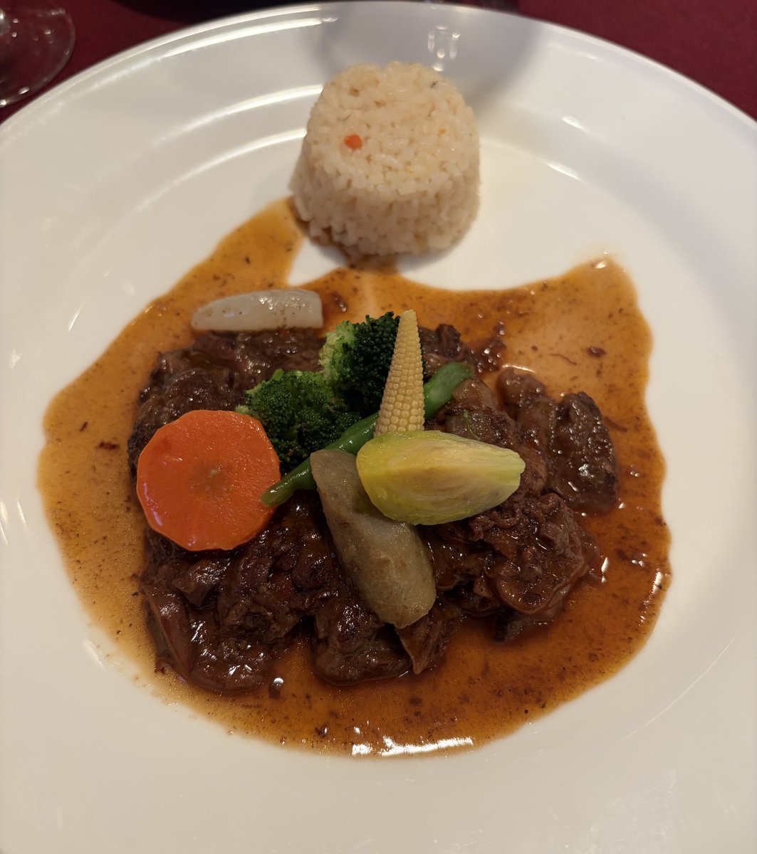 Nomu_beginner's tweet photo. 3連休の初日の今日は、お姉ちゃんに付��合ってもらって、美味しいランチ食べてきた🌸

日曜日にはネイルにも行く予定！

最近、仕事もプライベートもモヤモヤが多くてちょっと疲れ気味だったけど、自分の機嫌を取る休日にする🥰 https://t.co/pYiPpuyuyH