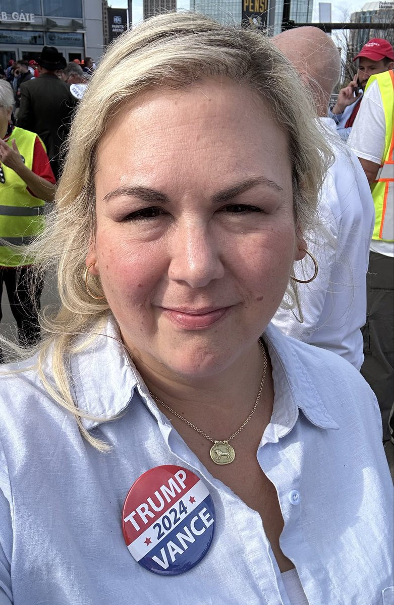 Simone Ledeen tweet media