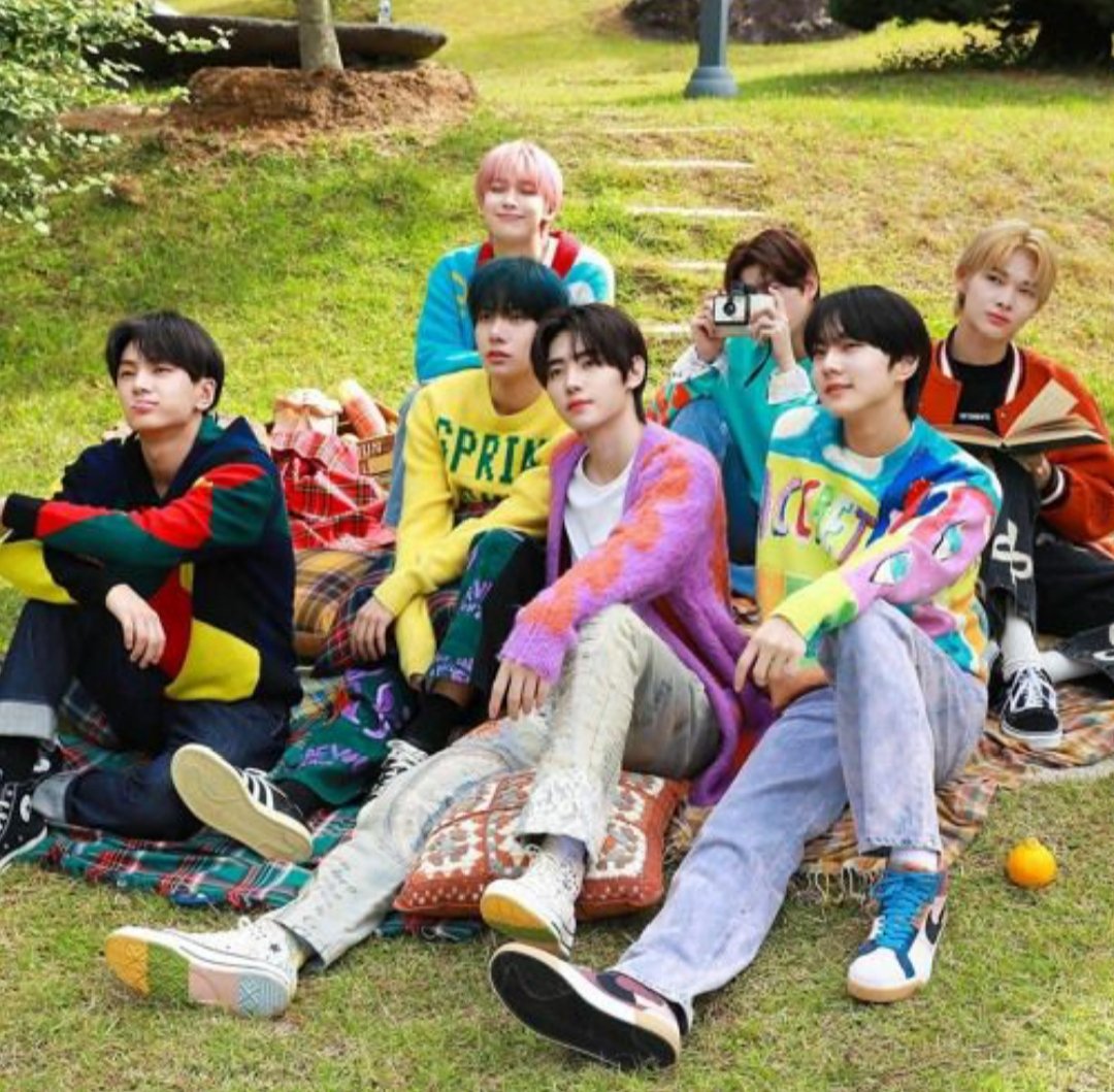 ENHYPEN IS SEVEN tweet media