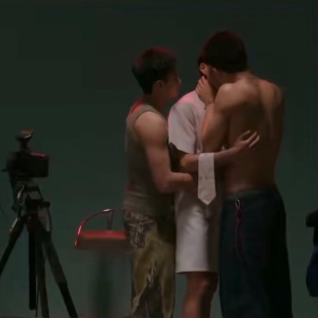 เราสามคนตลอดไป!!!!
#OnlyFriendsDreamOnEP4