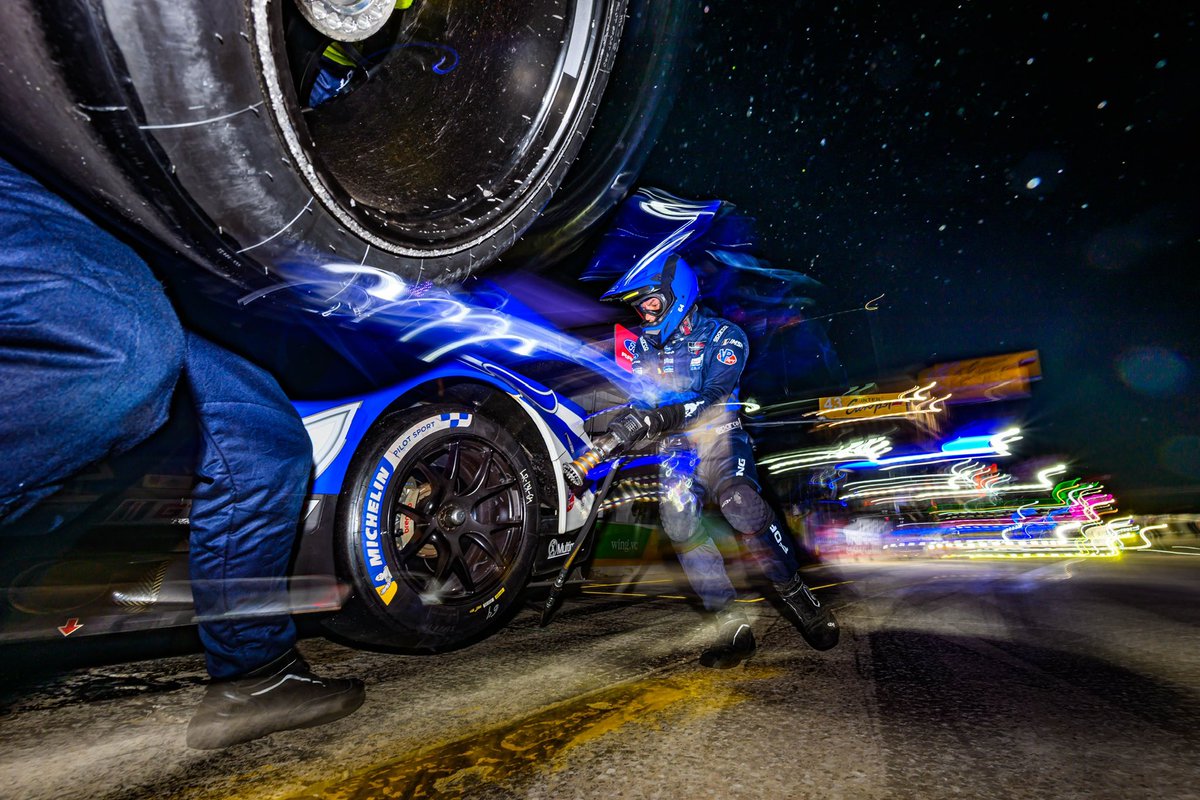 FordRacing's tweet photo. Sebring after dark https://t.co/okrMDIgWO6