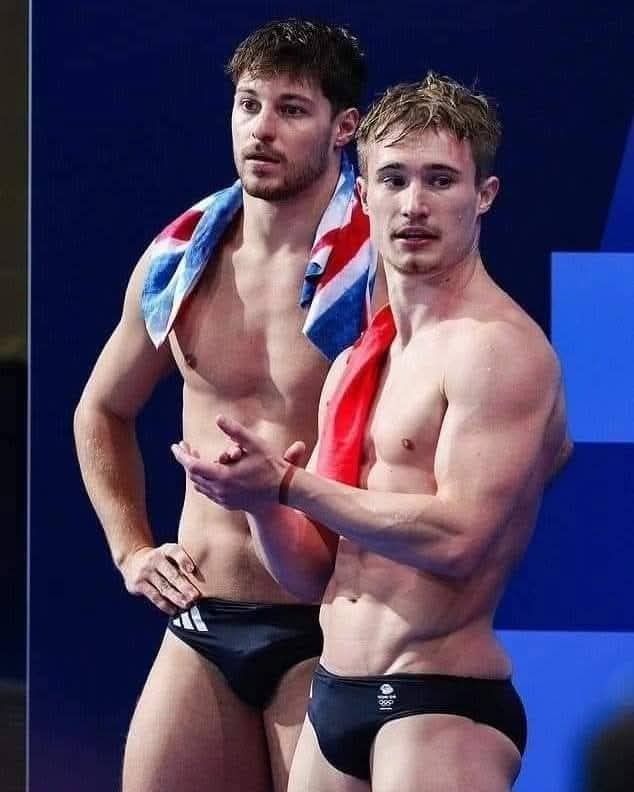 men only♂️solo hombres♂️ tweet media