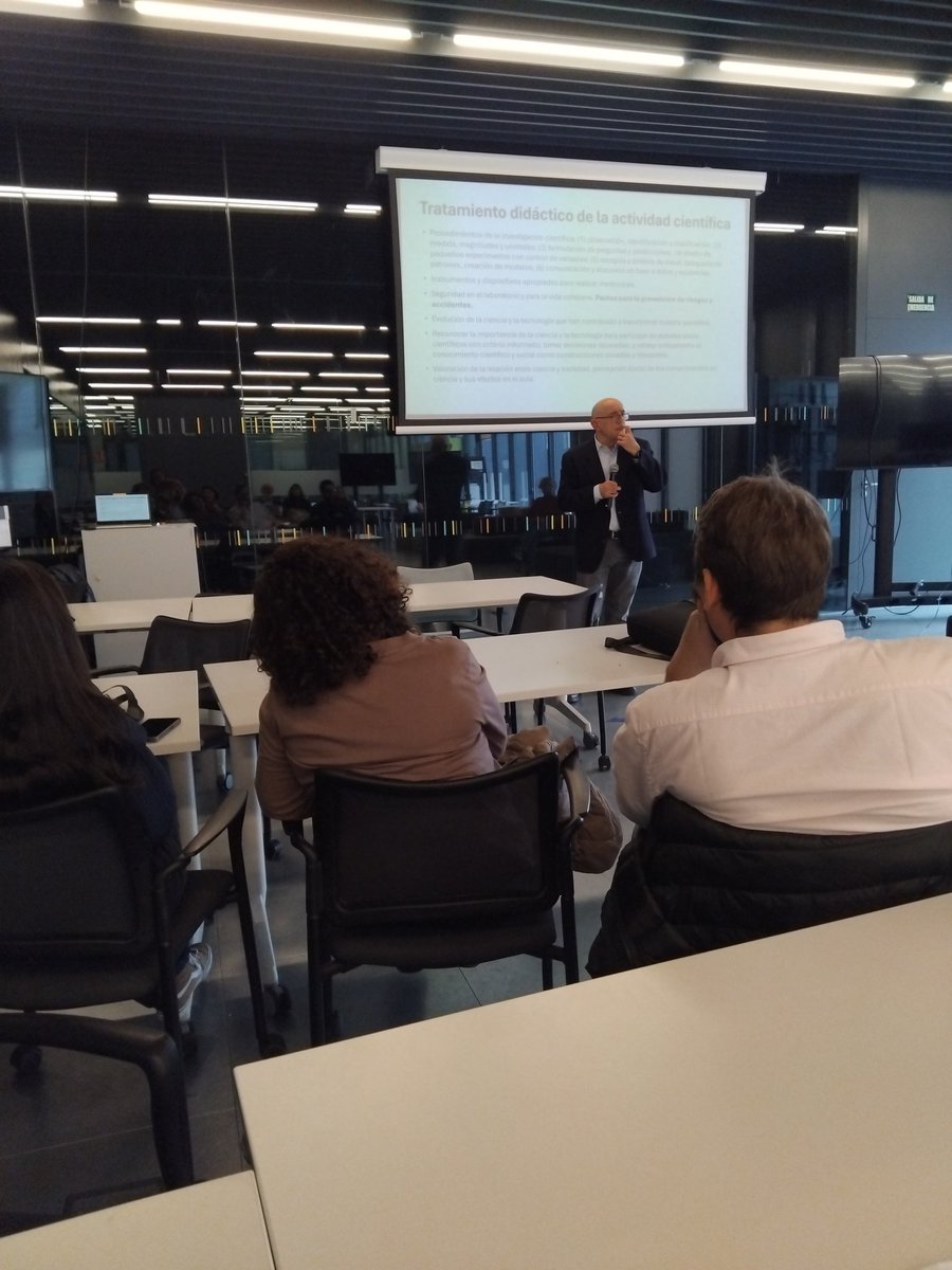 Confederación de Sociedades Científicas de España tweet media