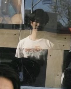 pepo🎧 tweet media