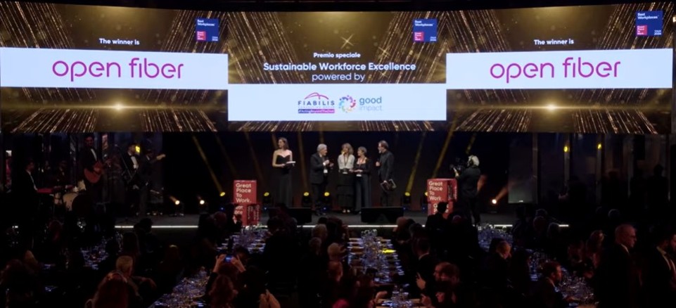 Open Fiber tweet media