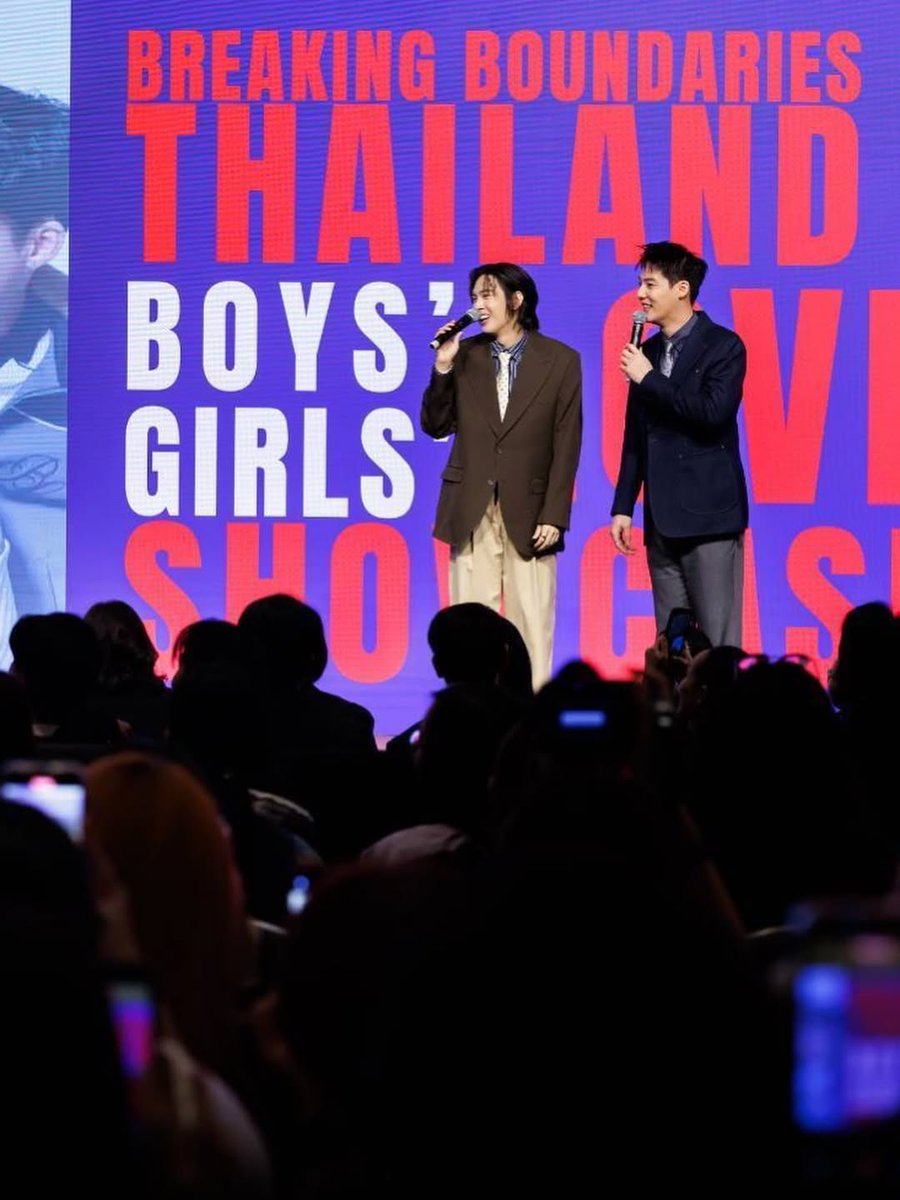 FILMART in HK 🎥✨ (1)
#FriendsofthailandxSailubPon

© IG : thana_pon
📍 instagram.com/p/DWG-8EumOAn/…

<a href="/spy_hemmawich/">Spy_v</a> 
#SpySailub #PonThanapon 
#SailubPon #สายลับภณ #Winwind