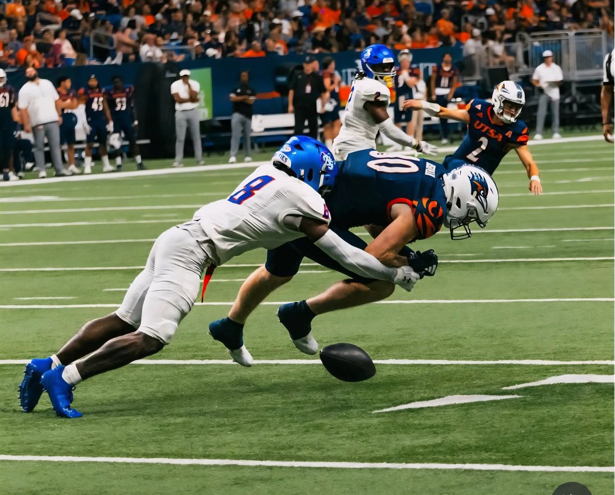 Aaron Wilson tweet media